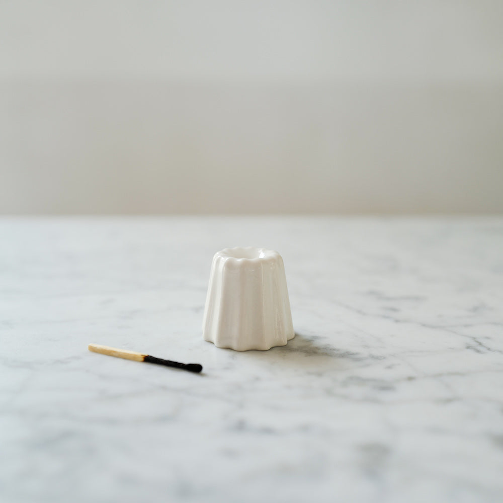 CANNELE PORCELAIN CANDLE HOLDER - GLOSSY WHITE