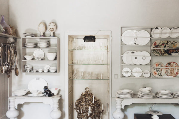 KUHN KERAMIK SOUVENIR BREAKFAST PLATE - Strawberry